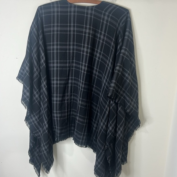 J. JILL Black and Gray Plaid Shawl Cover-Up Size One Size - Picture 9 of 12